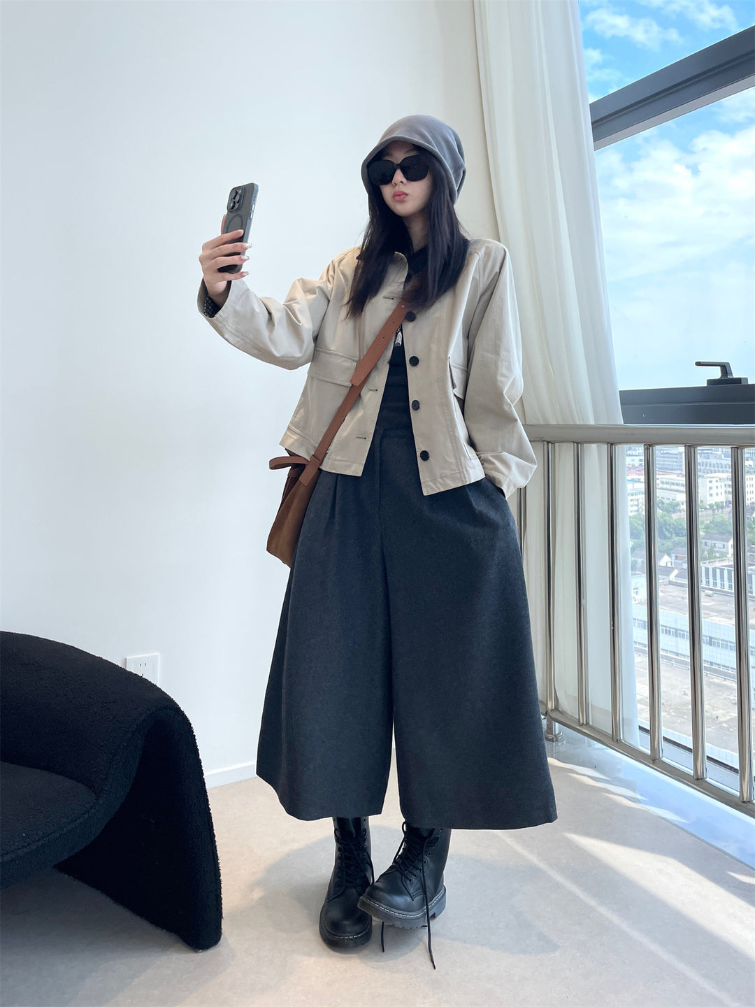 Women's short jacket in worker style with cord collar and patch pockets Mune Fashion