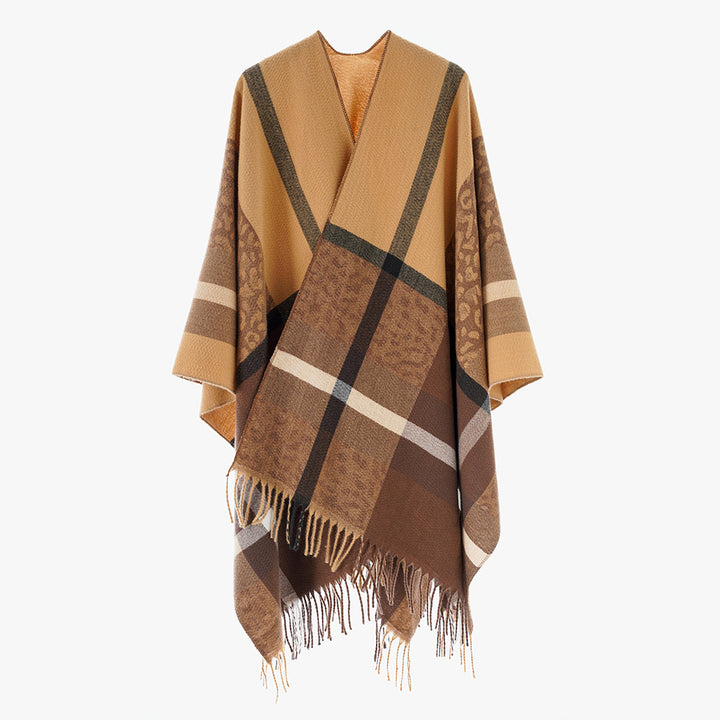 Women's Oversized Poncho with Fringes and Check Pattern Mune Fashion