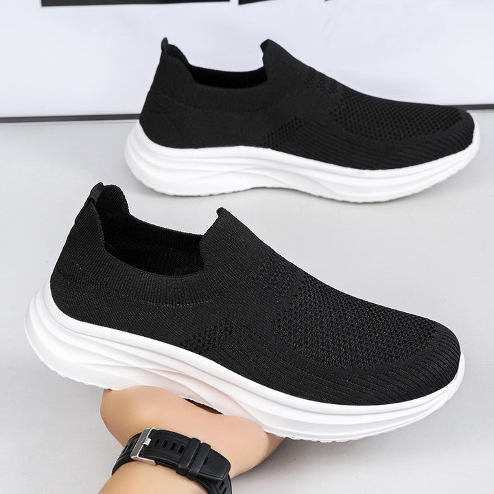 Women's knitted sock sneaker with shock-absorbing wedge sole and seamless slip-on Mune Fashion