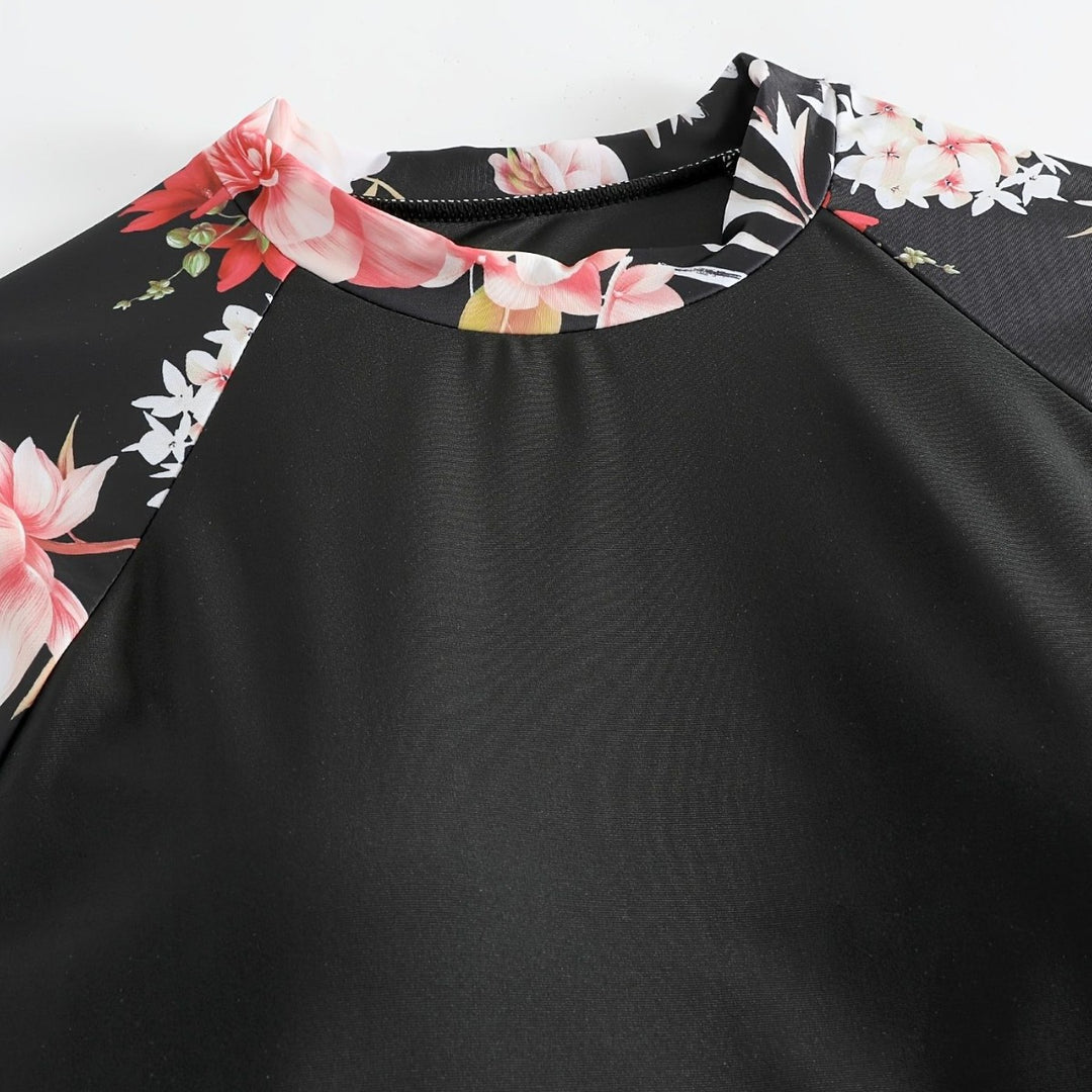 Women's Rashguard and Swim Shorts Set Mune Fashion