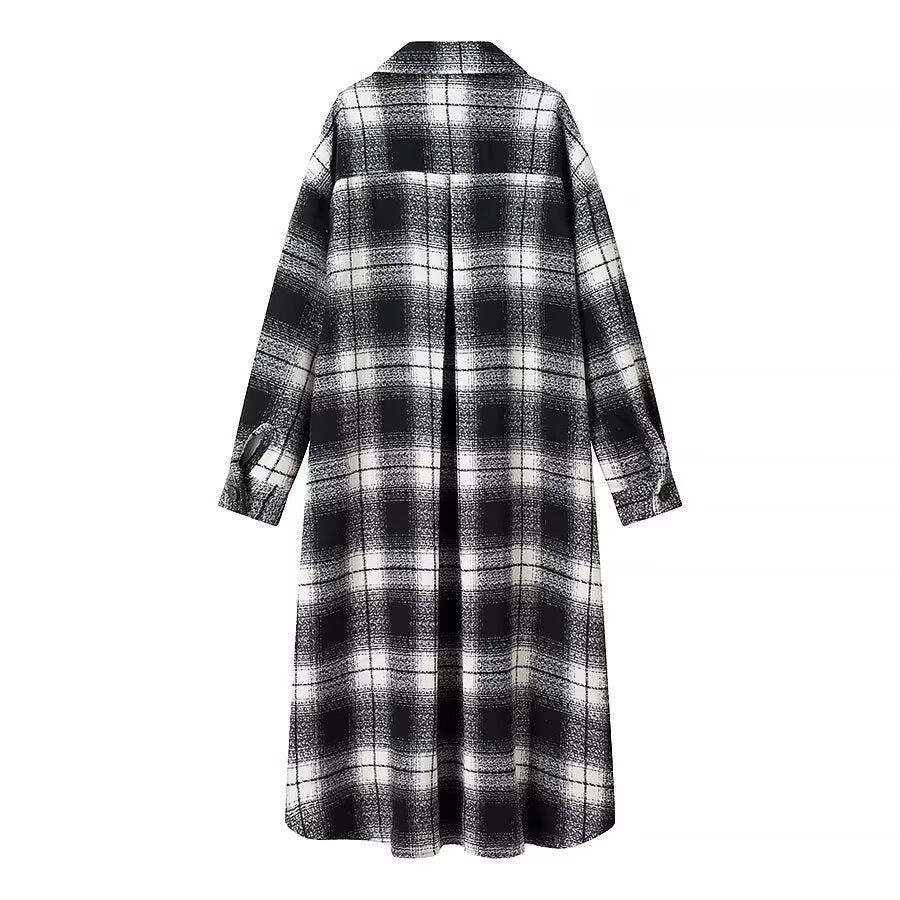 Women's Longline Check Overshirt with Oversized Cut and Flap Pockets Mune Fashion