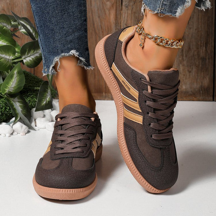 Damen Retro-Sneaker mit Veloursleder-Optik, gepolstertem Komfortfußbett und profilierter Gummilaufsohle Mune Fashion