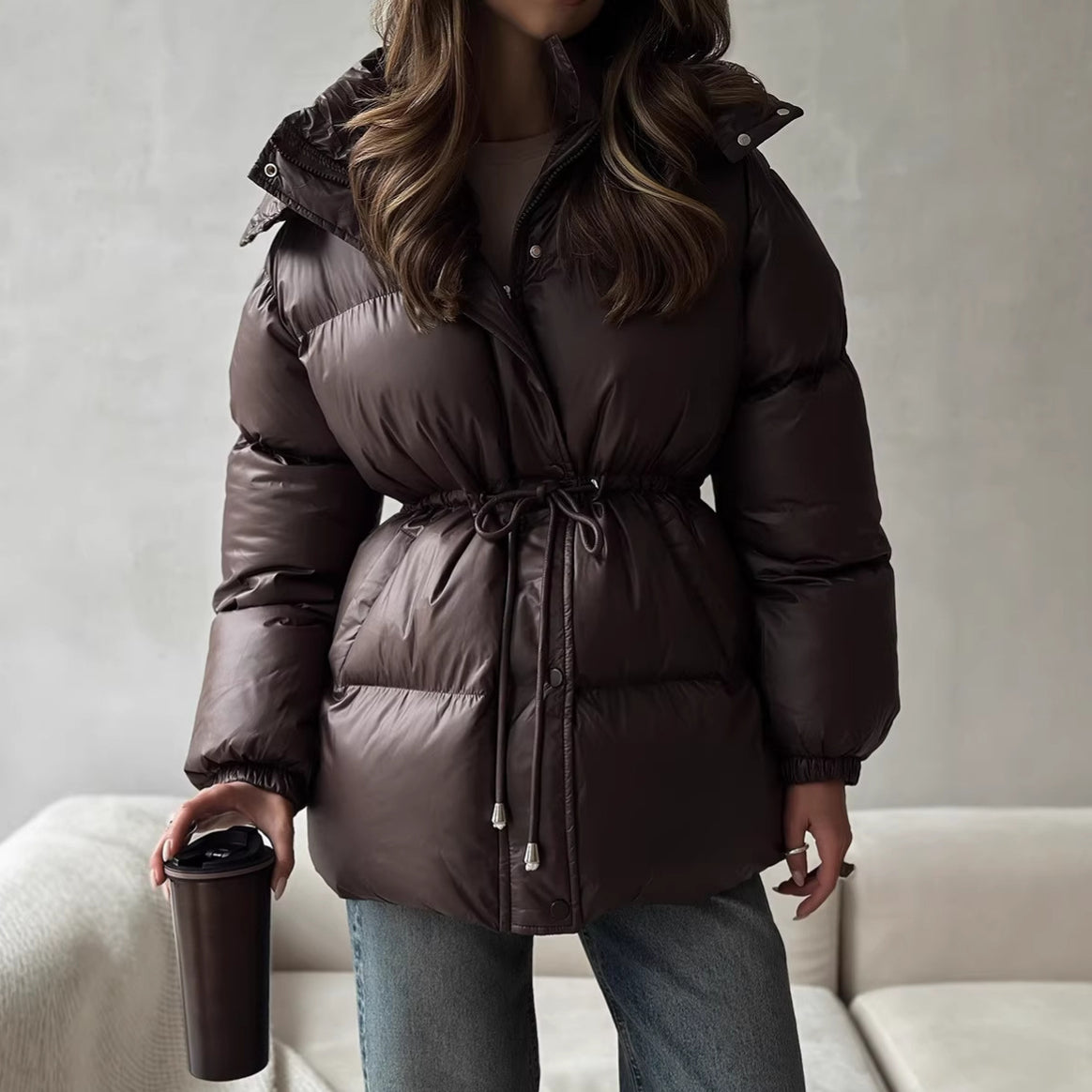 Women’s quilted down jacket with fitted drawstring and hood Mune Fashion
