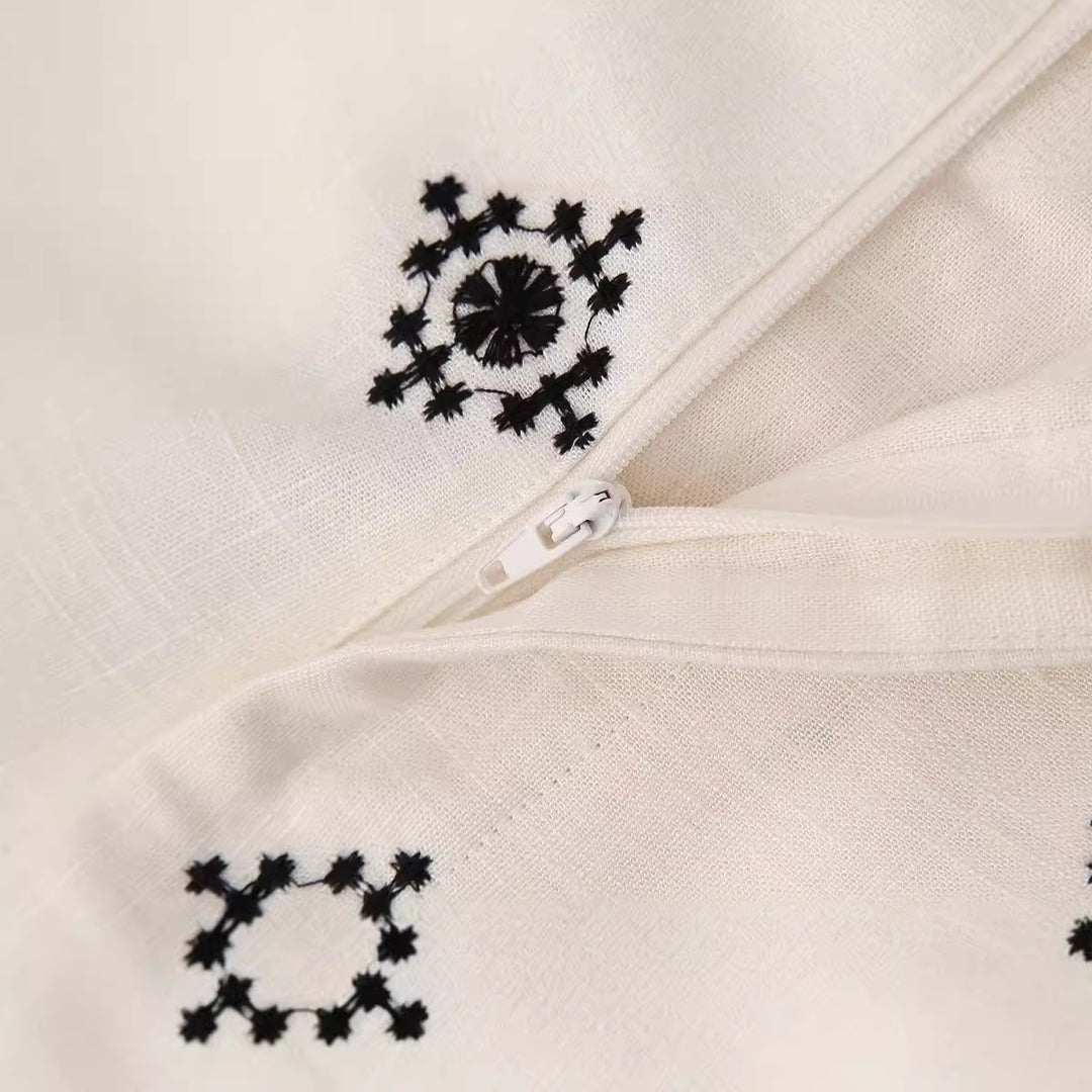 Women Embroidered Culotte Pants with Wide Leg and Border Print Mune Fashion