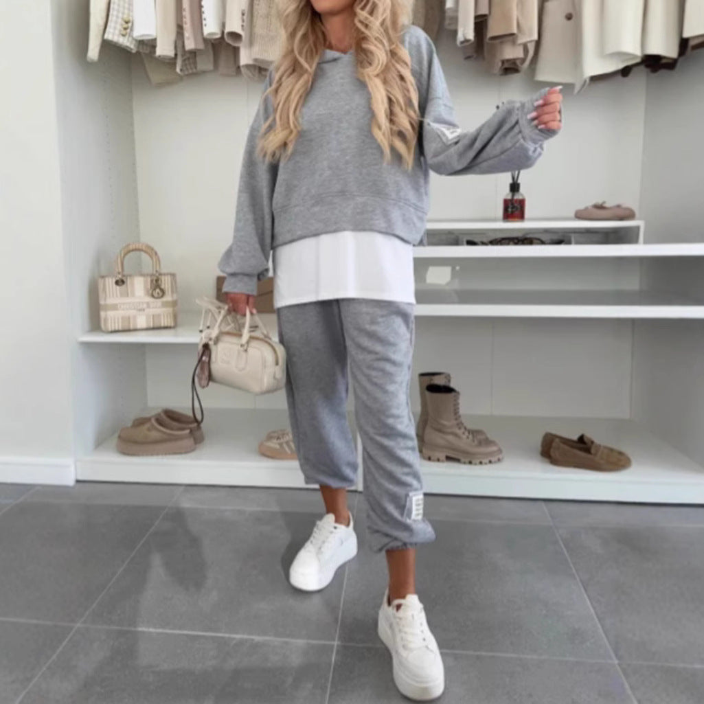 Women's cozy short hoodie and jogger set made of soft cotton blend Mune Fashion