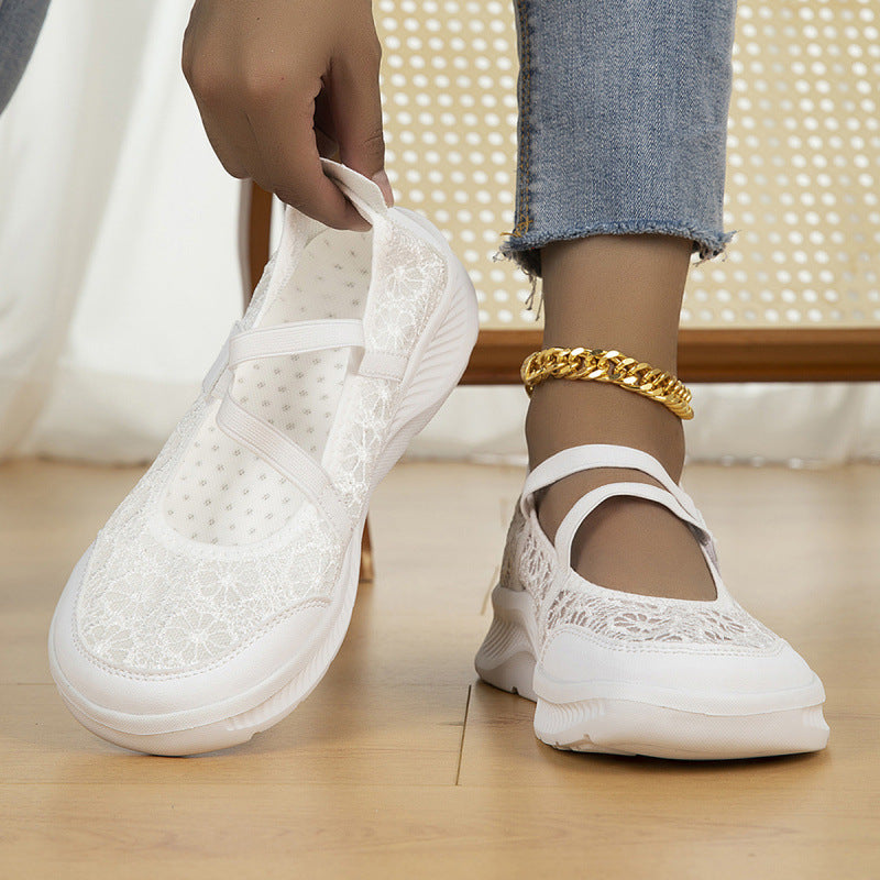Women's ballerina sneaker with floral lace surface and cushioning platform sole Mune Fashion