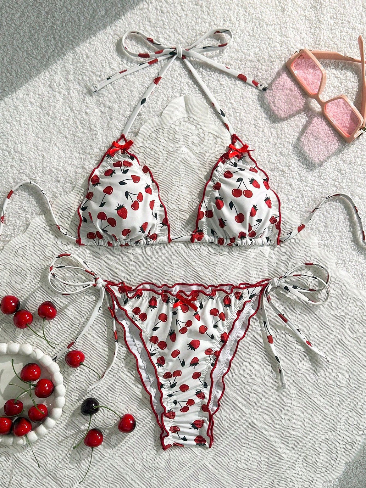 Women's bikini set with playful cherry motif and adjustable straps Mune Fashion