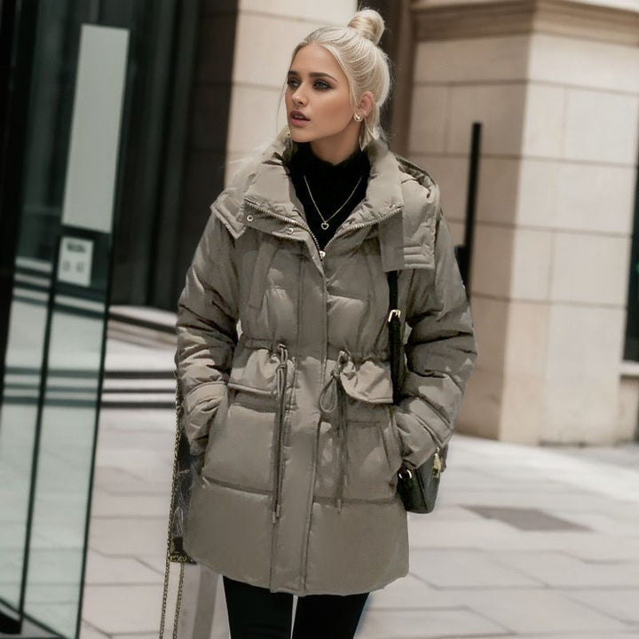 Women's Warm Winter Jacket with Practical Hood Mune