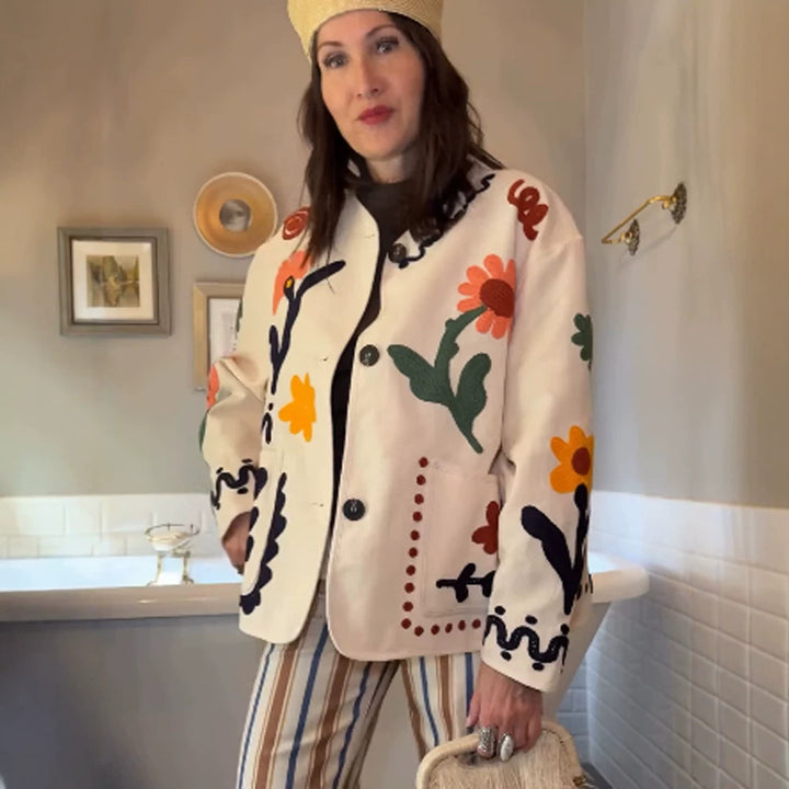 Women's embroidered boxy jacket with floral application and patch pockets Mune Fashion