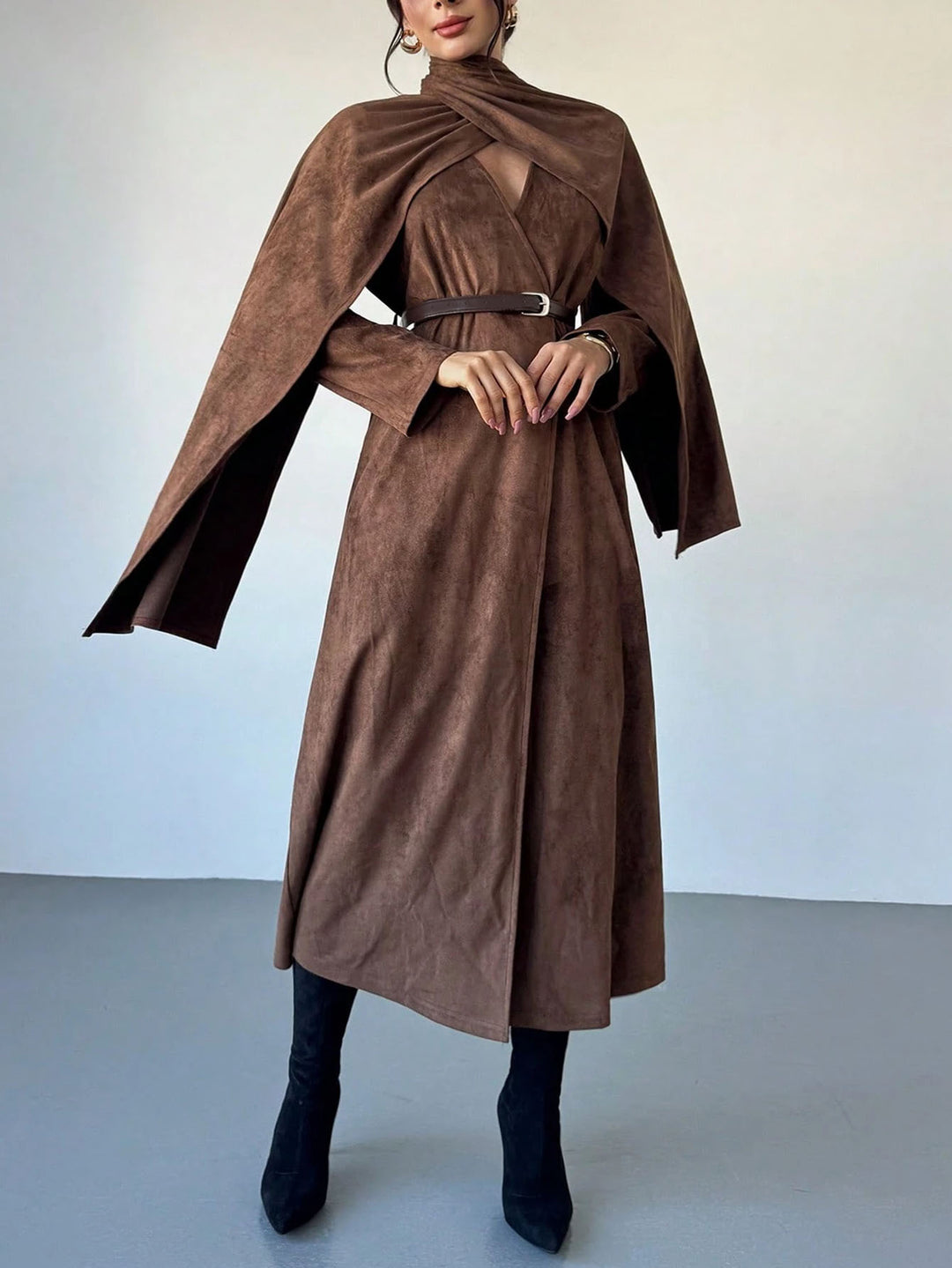 Women’s coat with cape overlay and wrap collar in faux suede Mune Fashion