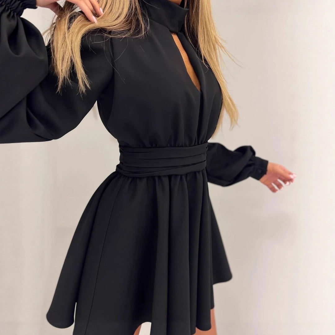 Women Elegant Short Dress with Stand Collar, Cut-Out, Wide Bell Skirt and Waist Sash Mune Fashion