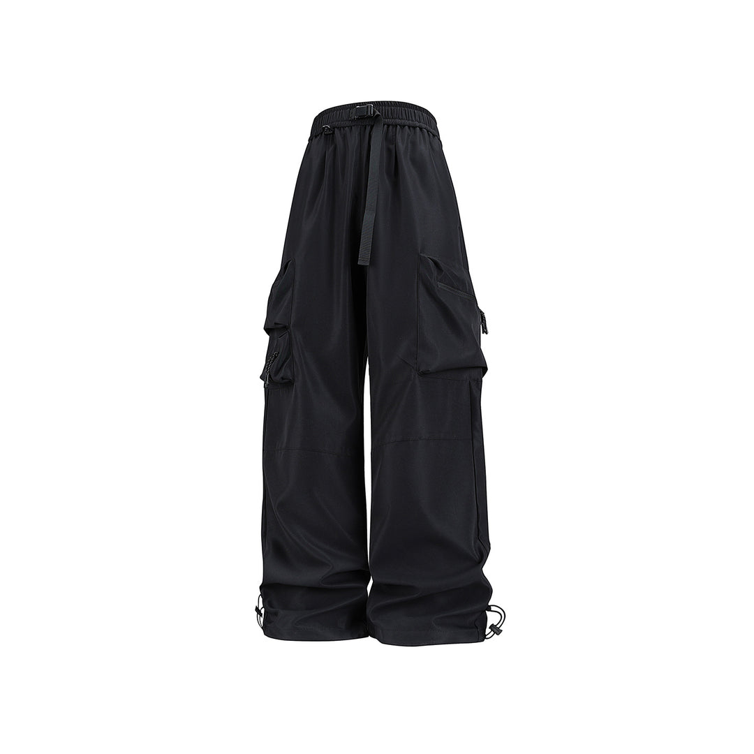 Men's loose technical cargo pants with multi-functional pockets, drawstring waistband, and adjustable leg closures Drune