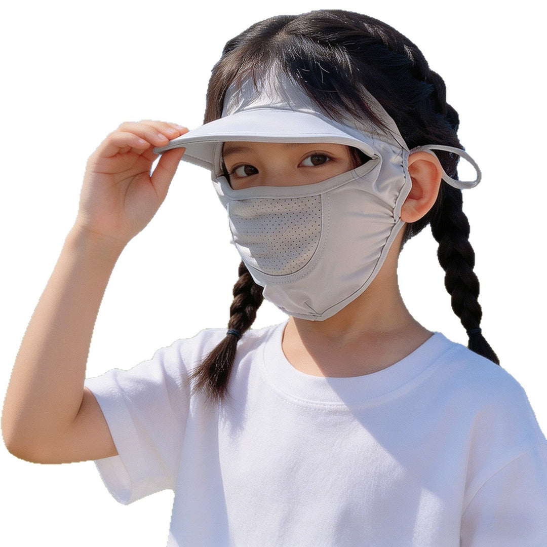 Unisex nan children's sun visor with integrated breathable face mask, adjustable neck strap, and perforated chin area Mune Fashion