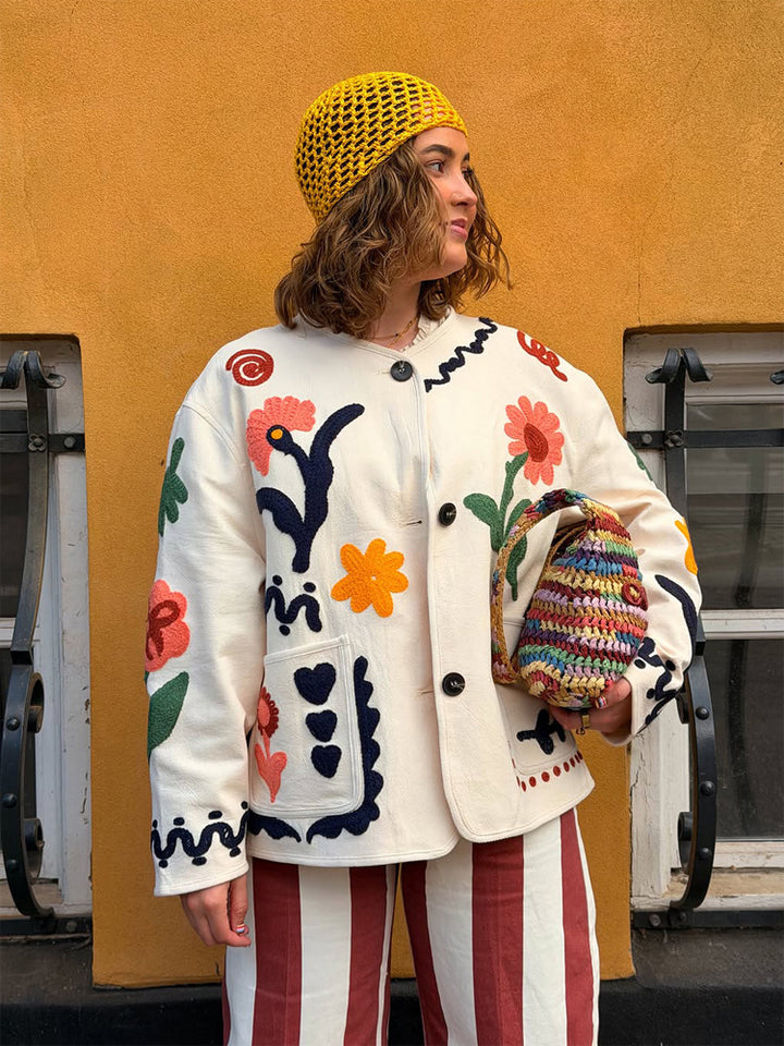 Women's embroidered boxy jacket with floral application and patch pockets Mune Fashion