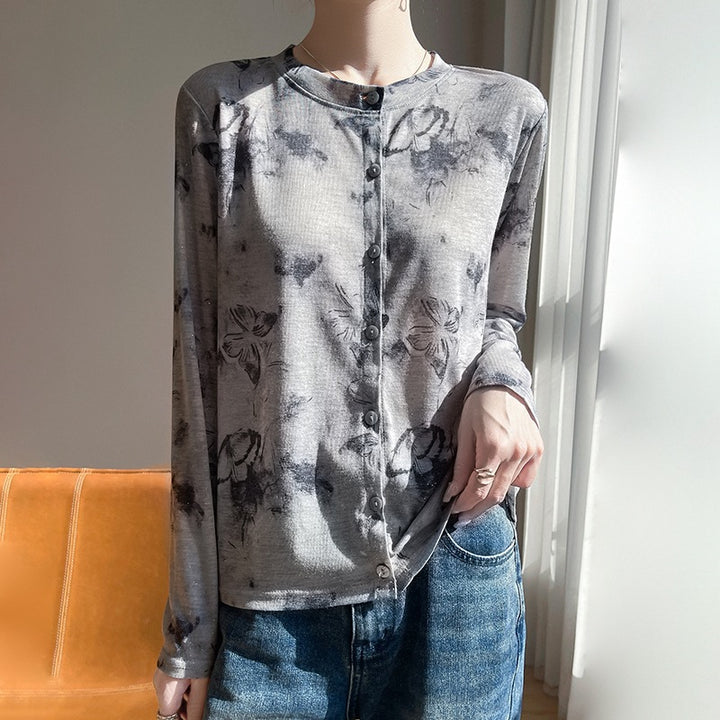 Ladies Lightweight Watercolor Print Fine Knit Cardigan with Round Neck and Button Placket Mune Fashion