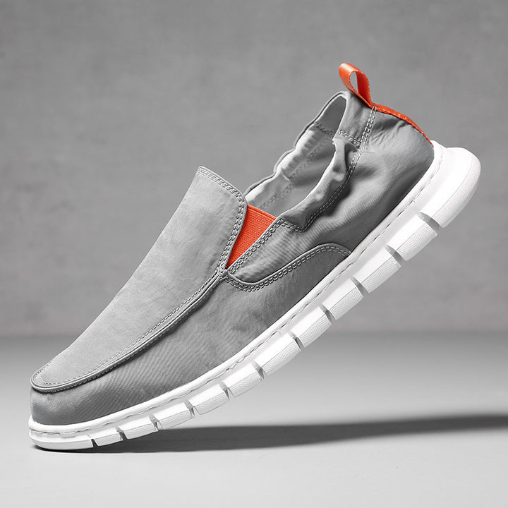 Men's loafer-style slip-on sneaker with elastic entry and segmented comfort sole Mune Fashion