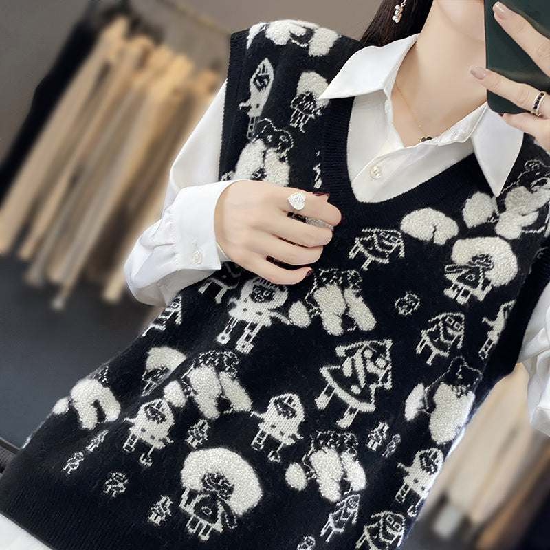 Women's Oversized Knitted Vest with V-Neck and Playful Jacquard Design Mune Fashion