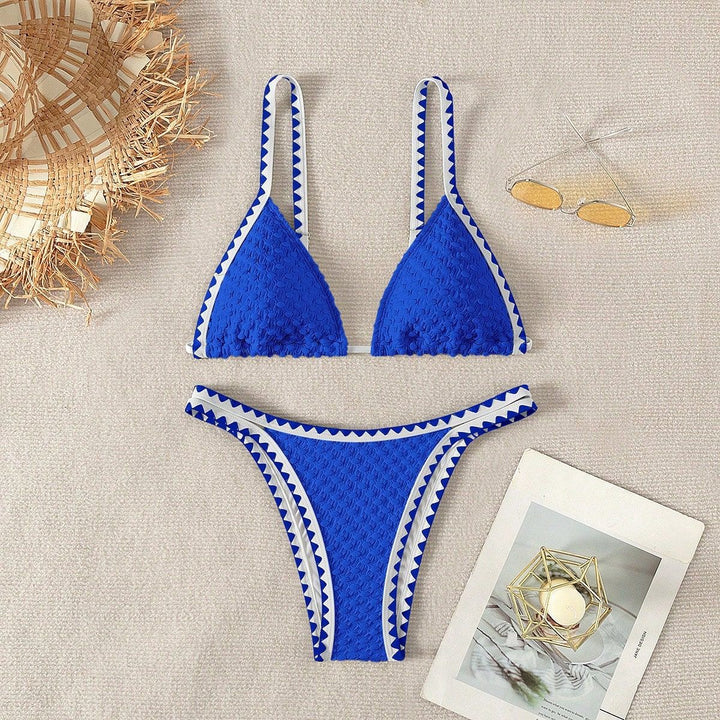 Women's Triangle Bikini with Textured Details Mune Fashion