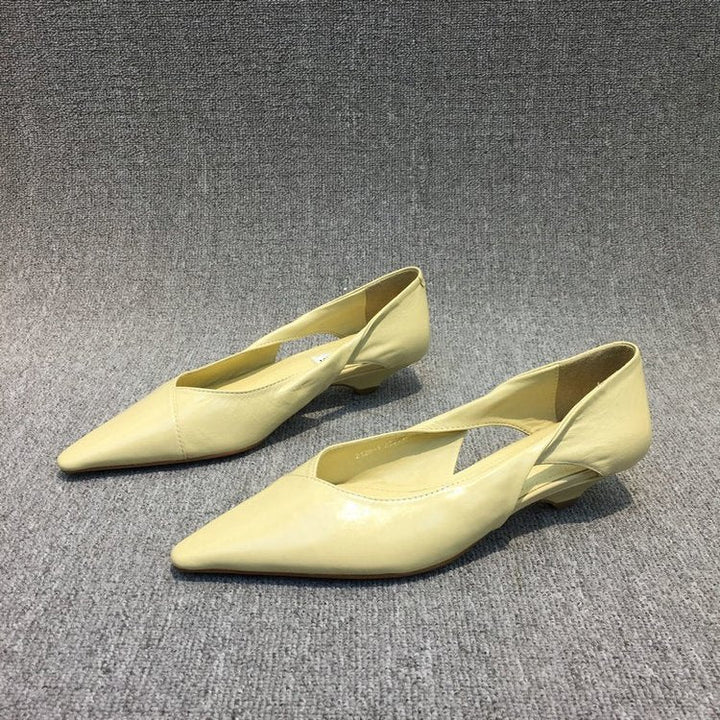 Women Refined Lace Ballet Flats with supple Leather Upper Mune Fashion
