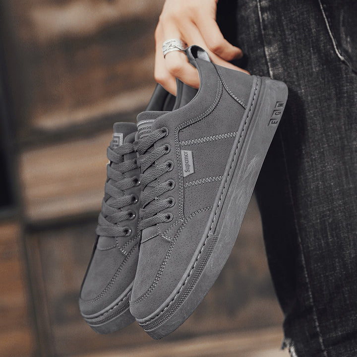 Men's Low Velvet Casual Sneakers with Padded Heel Collar and Subtle Seam Structure Mune Fashion