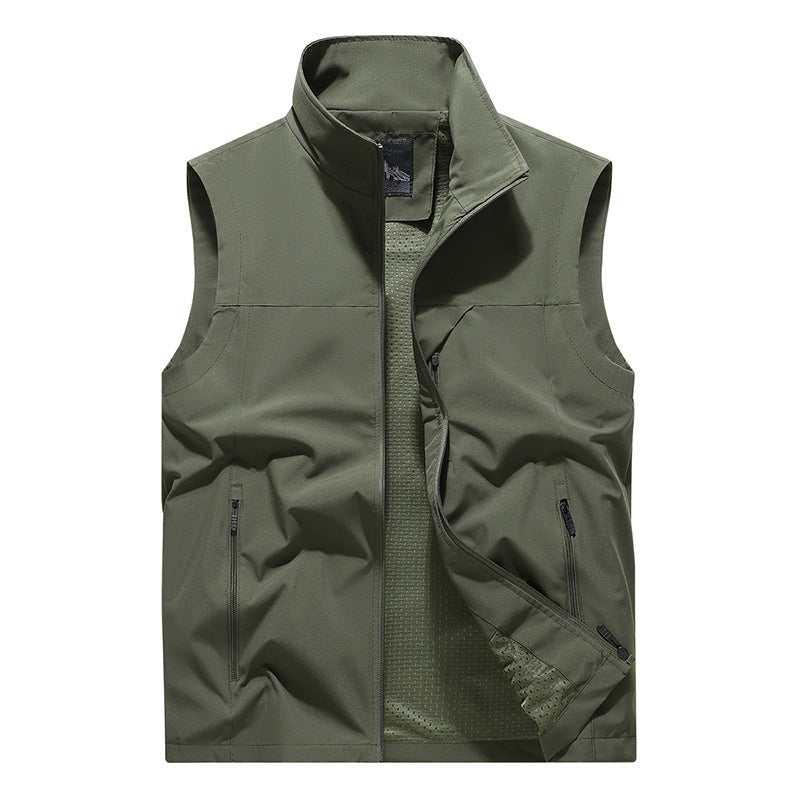 Men's Windproof Softshell Outdoor Vest with Ventilated Mesh Lining and Concealed Zipper Pockets Mune Fashion