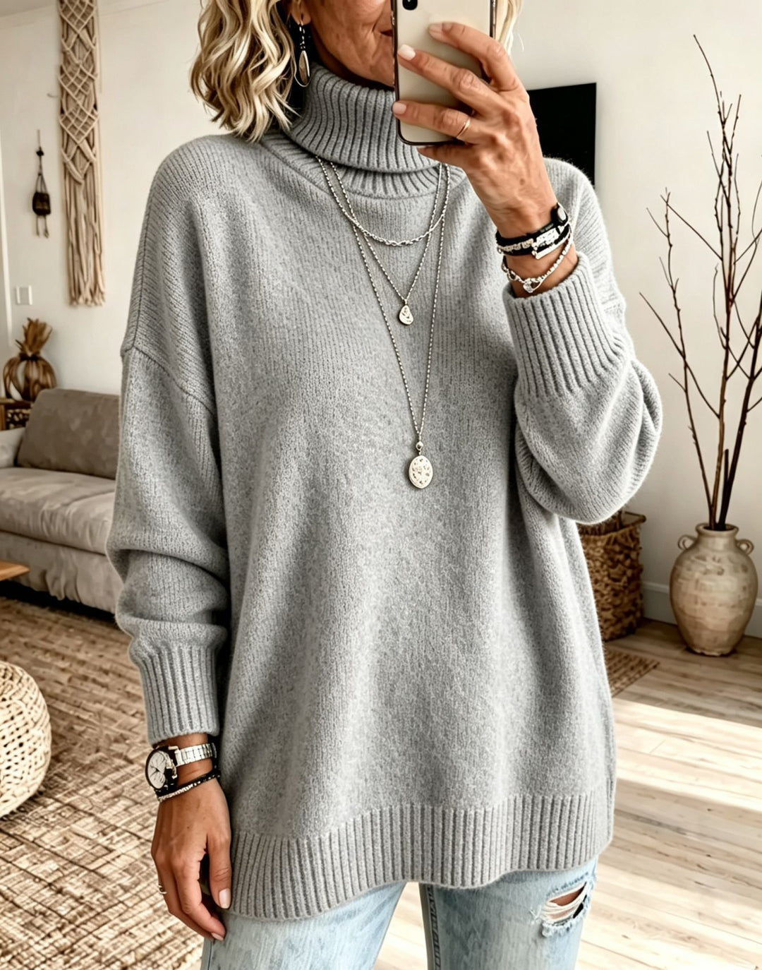 Women's Oversize Rollneck Sweater made of fine knit with ribbed cuffs and dropped shoulders Mune Fashion