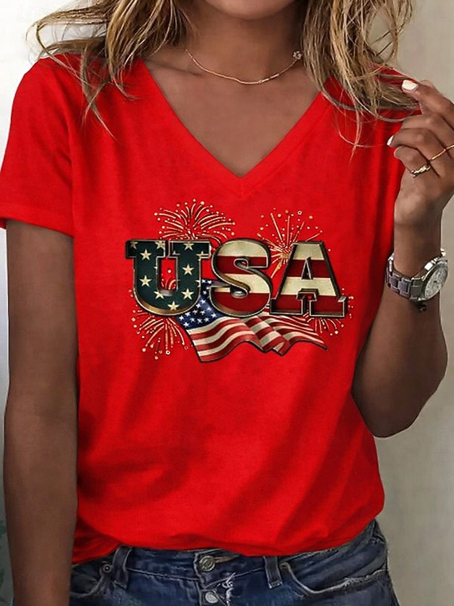 Women’s V-neck Retro Print T-shirt with Eagle Emblem and vintage-inspired Graphic Mune Fashion