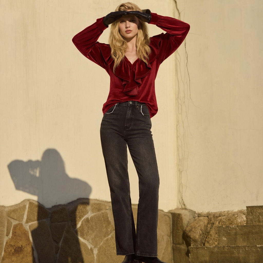 Women shimmering V-Neck ruffle blouse with balloon sleeves and elastic cuffs Mune Fashion