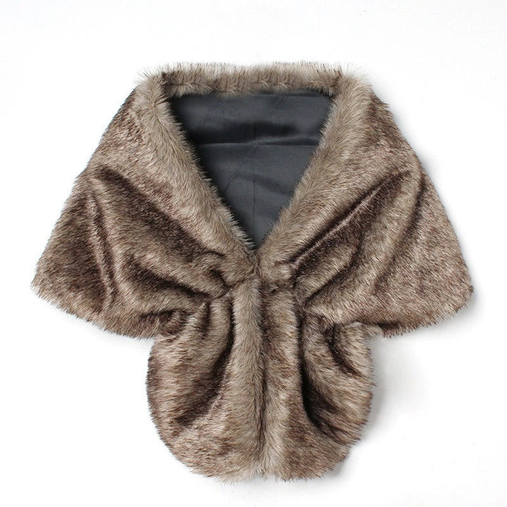 Women's elegant faux fur shoulder stole in capelet cut Mune Fashion