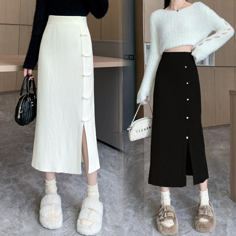 Ladies Elegant and sophisticated knitted skirt with side slit Mune Fashion