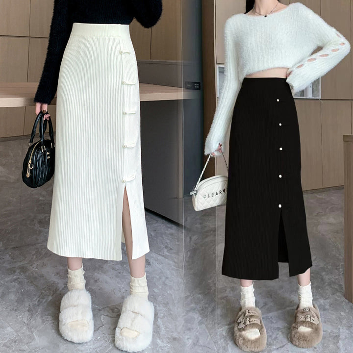 Ladies Elegant and sophisticated knitted skirt with side slit Mune Fashion