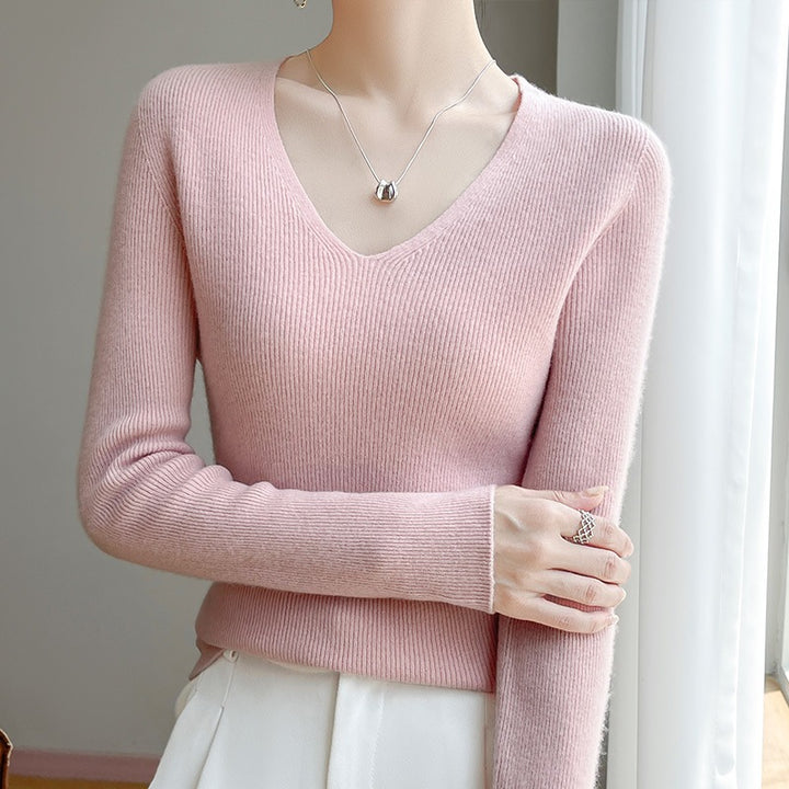 Women's Slim Fit V-Neck Fine Knit Sweater with Fine Rib Structure and Soft Feel Mune Fashion