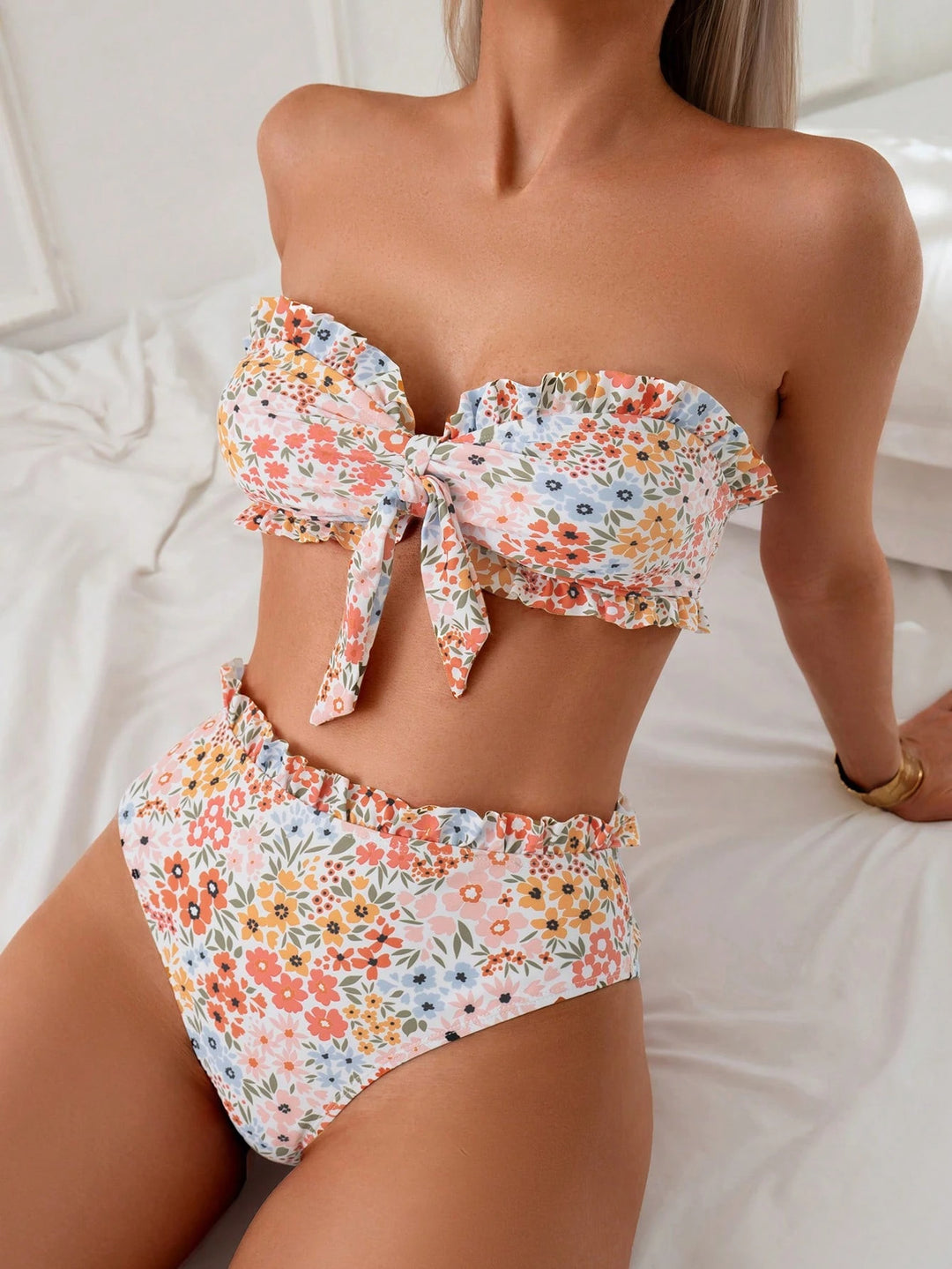 Women's Bandeau Bikini with Floral Ruffle Design Mune Fashion