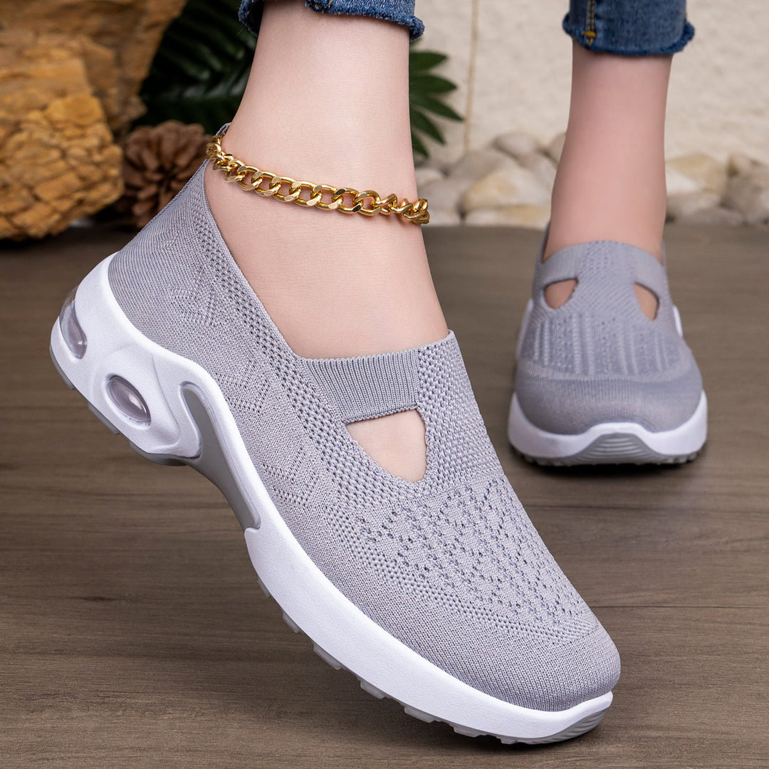 Women Sporty Slip-On Sneakers with comfortable Strobel construction and breathable upper material Mune Fashion
