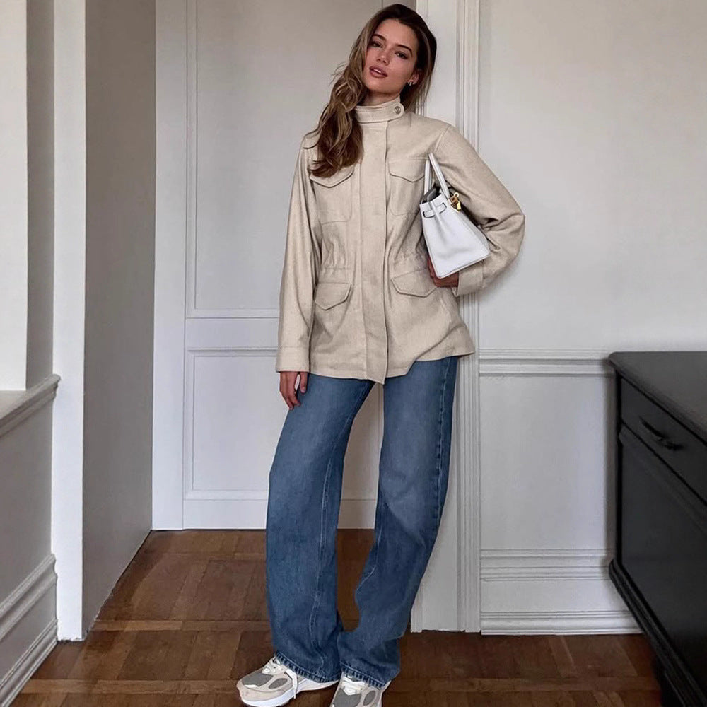Women's oversized field jacket made of wool blend with stand-up collar and applied flap pockets