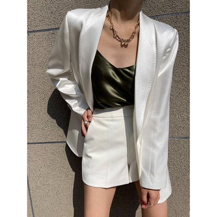 Women Elegant, tailored satin blazer Mune Fashion