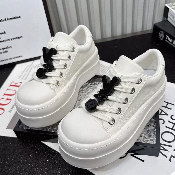 Women's Fashion Sneakers with Eye-Catching Design Mune Fashion