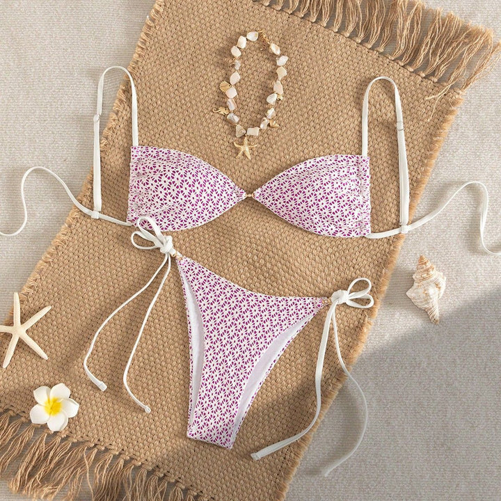 Ladies triangle bikini with playful flower print Mune Fashion