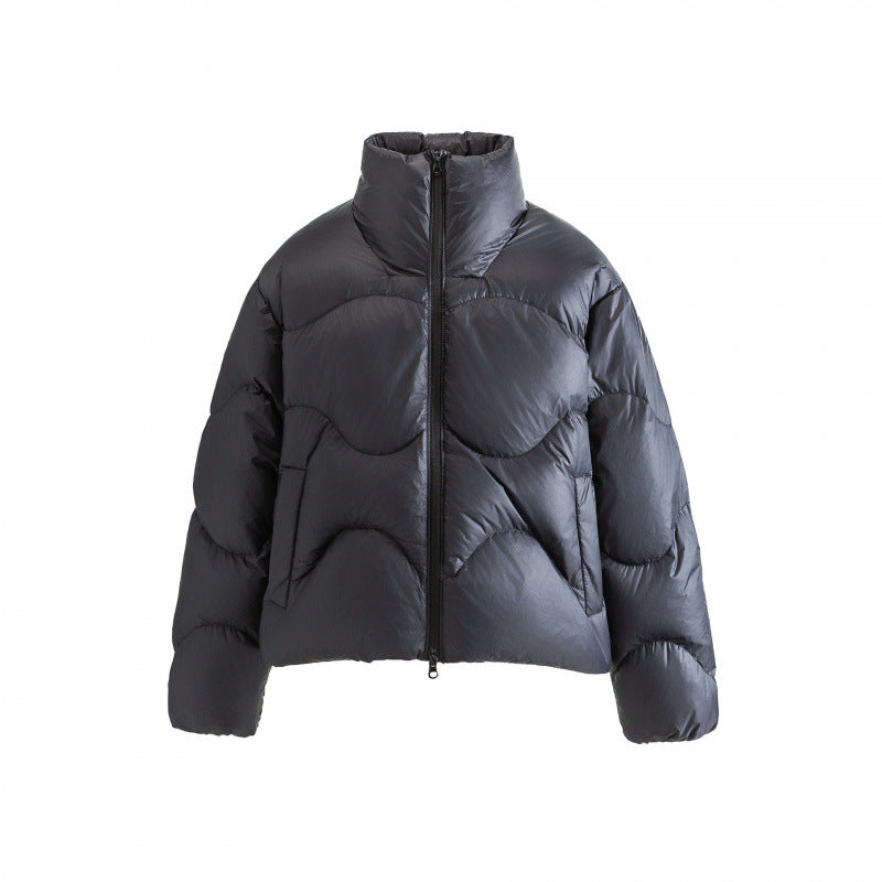 Women Short Quilted Jacket with High Collar and Wavy Quilting Mune Fashion