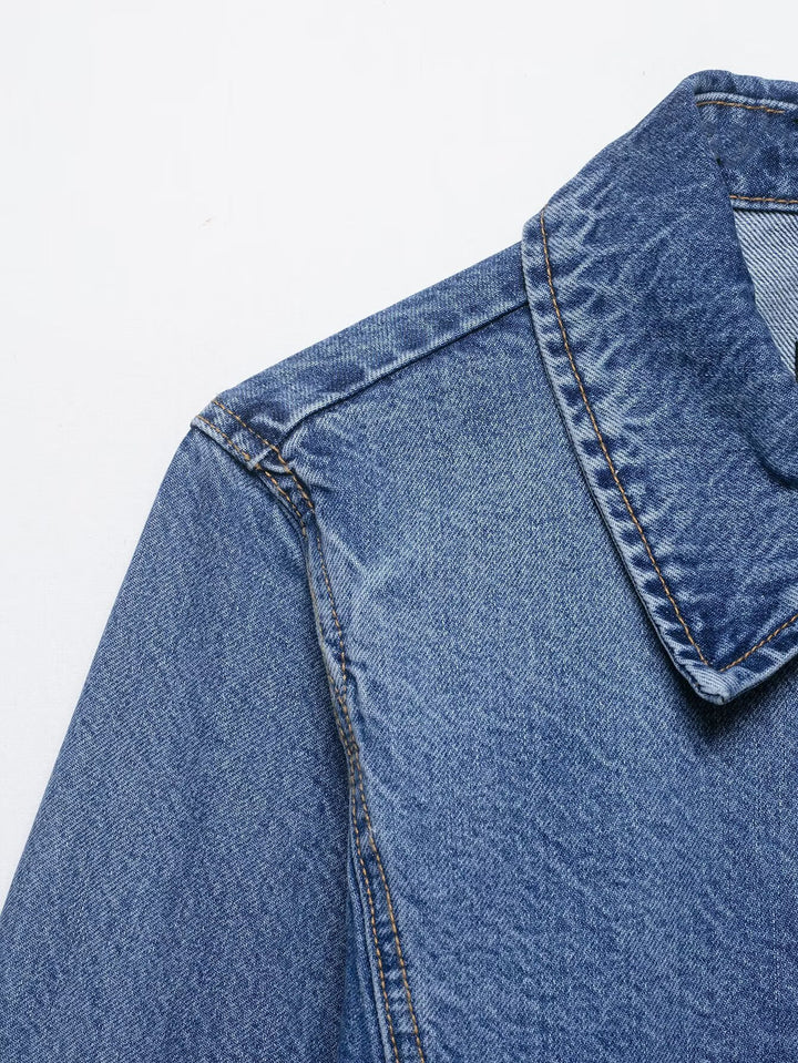 Women's Oversize Denim Jacket in Boxy Cut with Short Silhouette and Patch Pockets Mune Fashion