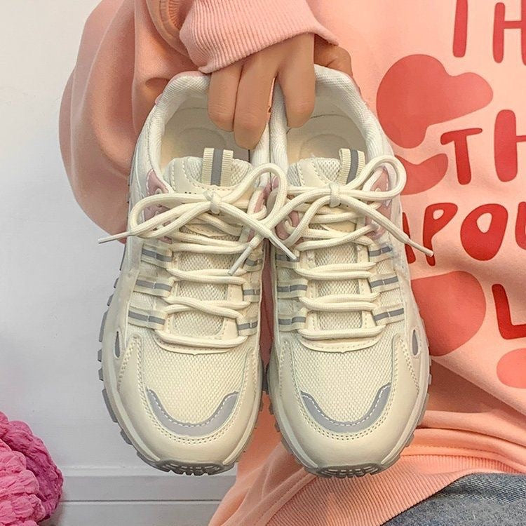 Women Retro-Running Style Platform Sneaker with Robust Traction Sole and Breathable Mesh Mune Fashion