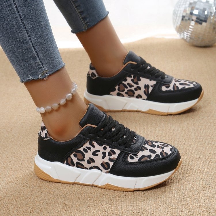 Women’s sporty platform sneakers with animal print inserts, cushioned EVA midsole, and padded comfort insole Mune Fashion