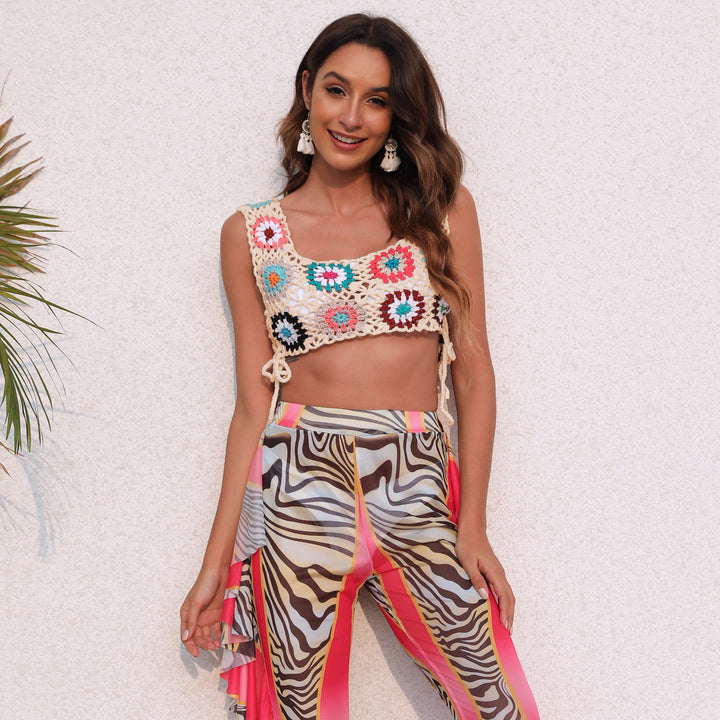 Women's crocheted crop top with colorful floral patterns Mune Fashion
