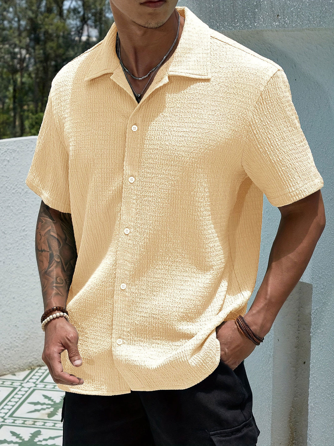 Men's casually cut shirt made of crinkled cotton blend with Kent collar Mune Fashion