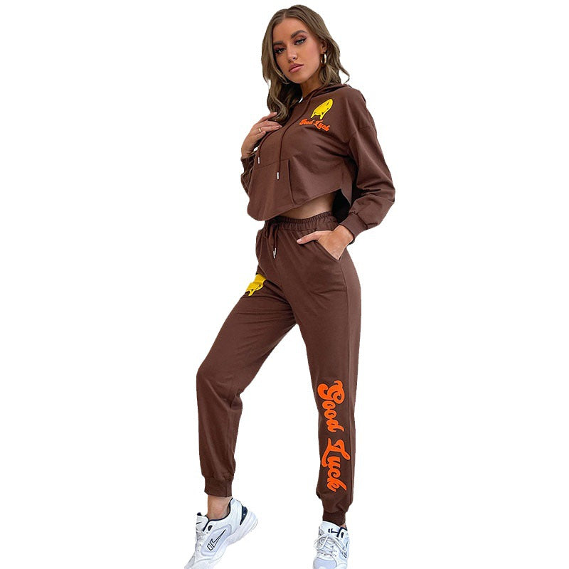 Ladies Cropped Hoodie and Jogging Pants Set with Smiley Print Mune Fashion