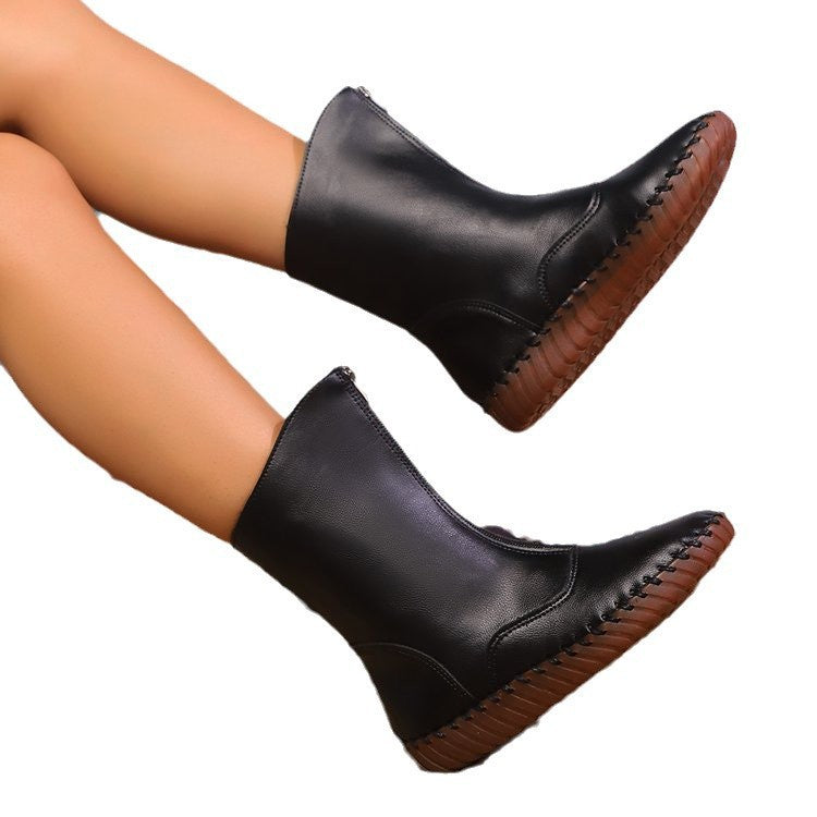 Women's ankle-height stretch ankle boots with hand-stitched moccasin seam and profiled lightweight sole Mune Fashion