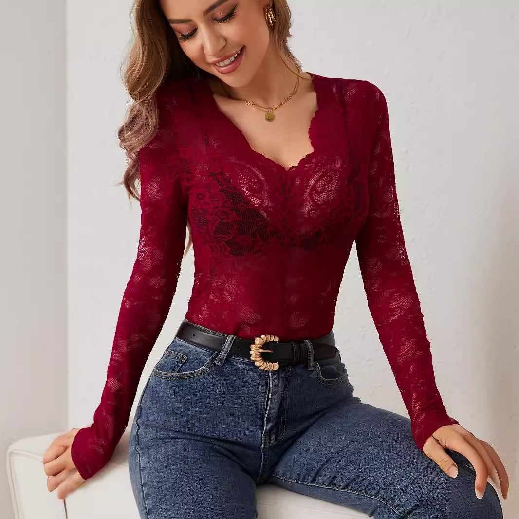 Ladies lace bodysuit with deep V-neck and molded cups Mune Fashion