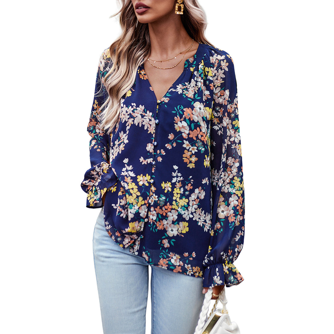 Women nan Chiffon blouse with floral all-over print, V-neck, button placket and tied cuffs Mune Fashion