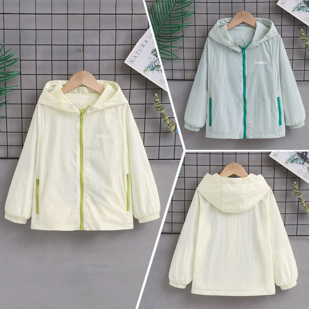 Women's ultra-lightweight hooded nylon jacket with UV protection, windproof features and zippered pockets Mune Fashion