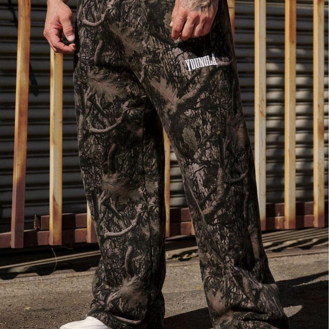 Men's Loose Camouflage Jogging Pants with Elastic Comfort Waistband and Thigh Logo Mune Fashion